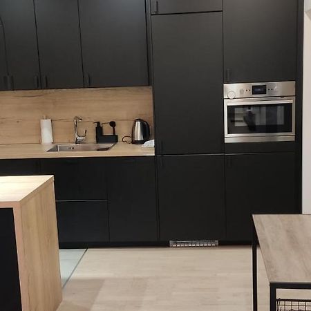 Be My Guest- Fontany Luxury Apartment Metro Wi-Fi Free Parking Zone ワルシャワ エクステリア 写真
